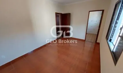Casa com 3 quartos à venda na Cidade Jardim, Jacareí  por R$ 671.000