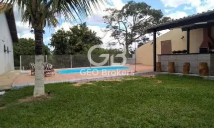 Chácara / sítio com 2 quartos para alugar no Veraneio Ijal, Jacareí  por R$ 3.800