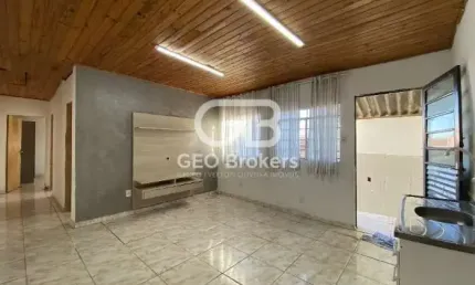 Casa com 2 quartos para alugar no Jardim das Indústrias, Jacareí  por R$ 1.000