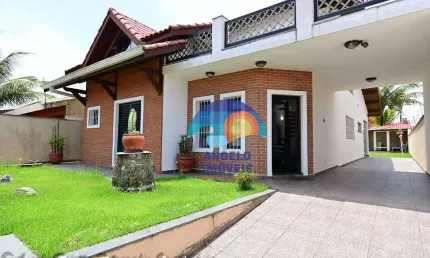 Casa com 3 dormitórios à venda, 163 m² por R$ 690.000,00 - Estância Balneária Convento Velho - Peruíbe/SP