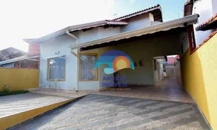 Sobrado com 4 dormitórios à venda, 84 m² por R$ 700.000,00 - Jardim Icaraiba - Peruíbe/SP