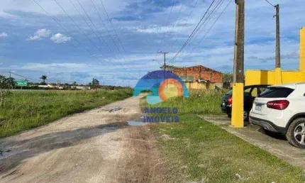 Galpão para venda, 150 m², por R$ 350.000,00, com dois banheiros, área livre os fundos e 3 vagas de estacionamento.