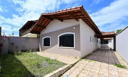 Casa a 50 metros do mar à venda, 163 m² por R$ 580.000 - Jardim Ribamar - Peruíbe/SP