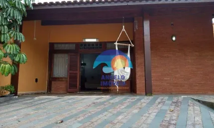 Casa com 3 dormitórios à venda, 143 m² por R$ 450.000,00 - Estância São José - Peruíbe/SP