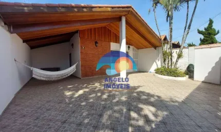 Sobrado com 4 dormitórios à venda, 197 m² por R$ 590.000,00 - Parque Balneário Oásis - Peruíbe/SP