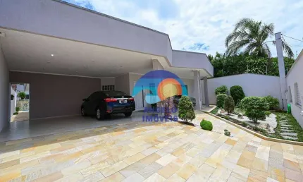 ?? Casa Térrea Impecável a 200 metros da Praia em Peruíbe ??