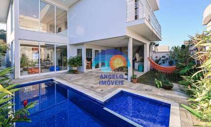 Sobrado com 4 dormitórios à venda, 241 m² por R$ 1.700.000,00 - Bougainvillee IV - Peruíbe/SP