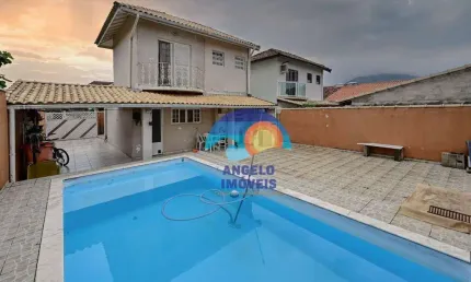 Sobrado com 3 dormitórios à venda, 110 m² por R$ 430.000,00 - Jardim Peruíbe - Peruíbe/SP