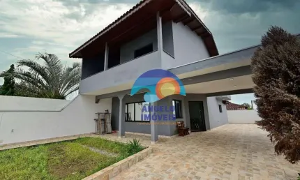 Casa Sobrado com 5 quartos à venda, 320 m² - Centro - Peruíbe-SP