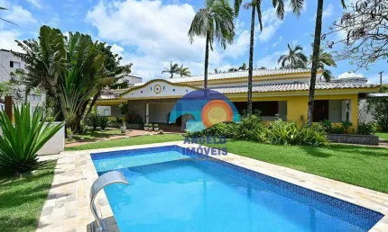 Casa com 4 dormitórios à venda, 500 m² por R$ 2.000.000,00 - Centro - Peruíbe/SP