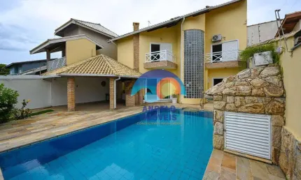 Sobrado com 4 dormitórios à venda, 231 m² por R$ 950.000,00 - Jardim Imperador - Peruíbe/SP