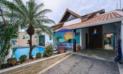 Casa com 4 quartos à venda, 176 m² por R$ 1.100.000 - Jardim Imperador - Peruíbe/SP