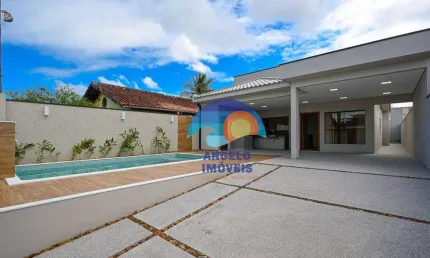 Linda casa na praia com 3 dormitórios à venda, 150 m² por R$ 990.000 - Peruíbe/SP