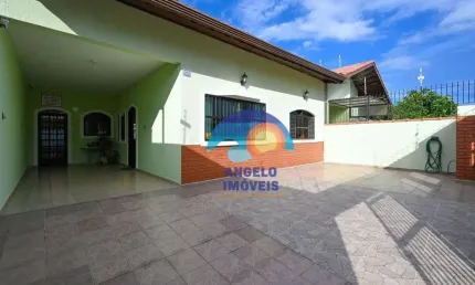 Casa com 3 dormitórios à venda, 135 m² por R$ 650.000,00 - Balneário Stella Maris - Peruíbe/SP