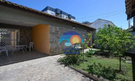 Casa com 3 dormitórios à venda, 200 m² por R$ 480.000,00 - Balneário São João Batista - Peruíbe/SP