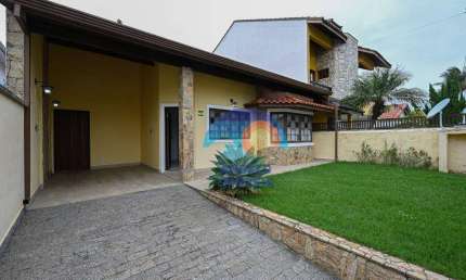 Casa com 3 dormitórios à venda, 145 m² por R$ 600.000,00 - Parque Balneário Oásis - Peruíbe/SP