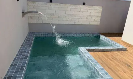Casa em condomínio fechado com 3 quartos à venda na Avenida Vereador Carlito Cordeiro, Jardim Botânico, Uberlândia