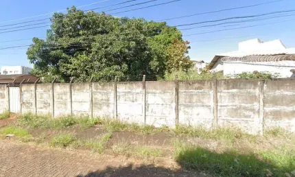 Terreno à venda na Rua Aniceto Pereira, Tubalina, Uberlândia