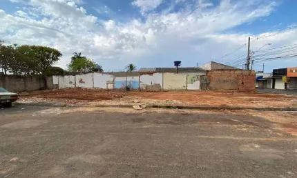 Oportunidade única - terreno de esquina no bairro custódio pereira