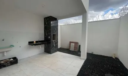 Casa à venda, 3 quartos, 1 suíte, 2 vagas, BEM VIVER - Uberlândia/MG