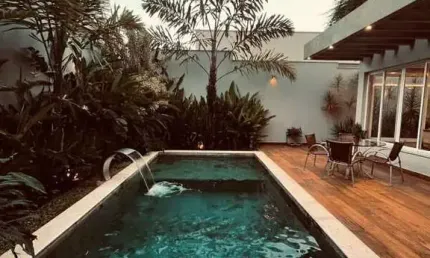 Casa em condomínio fechado com 3 quartos à venda na Rua Gaia, Granja Marileusa, Uberlândia