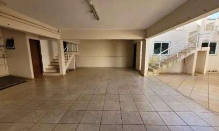 Casa com 4 quartos à venda na Rua Johen Carneiro, Lidice, Uberlândia