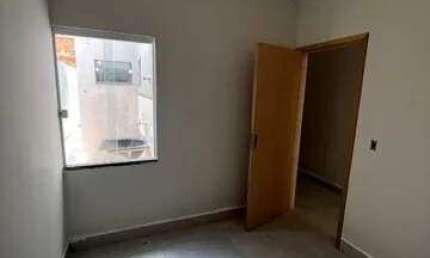 Casa a venda em ótima localização no bairro LARANJEIRAS