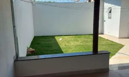 Casa em Condomínio Fechado no Bairro Jardim Holanda