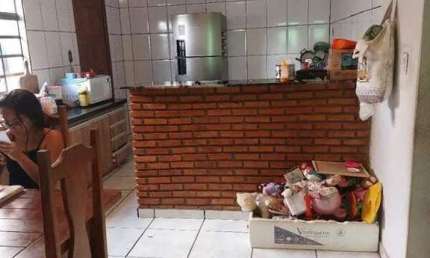 Casa à venda, 2 quartos, 1 suíte, 2 vagas, JARDIM HOLANDA - Uberlândia/MG