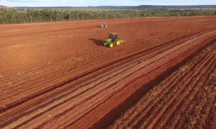 Excelente fazenda na Área Rural na região do Prata-MG de dupla aptidão.