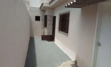 Casa à venda, 2 quartos, 1 suíte, CUSTODIO PEREIRA - Uberlândia/MG