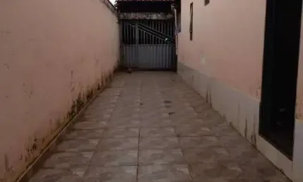 Casa com 3 quartos à venda na Rua Mário Ribeiro dos Santos, Jardim Brasília, Uberlândia