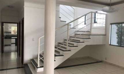 Casa à venda, 4 quartos, 3 suítes, 2 vagas, Presidente Roosevelt - Uberlândia/MG