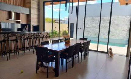 CASA EM CONDOMÍNIO à venda, 3 quartos, 3 suítes, 4 vagas, JARDIM BOTANICO - Uberlândia/MG