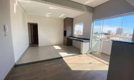 Cobertura à venda, 3 quartos, 3 suítes, 2 vagas, Santa Mônica - Uberlândia/MG