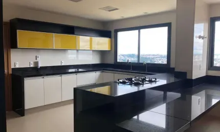 Magnifico apartamento com localização privilegiada no Jardim Karaíba