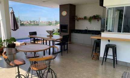 Casa à venda, 4 quartos, 4 suítes, 6 vagas, CIDADE JARDIM - Uberlândia/MG