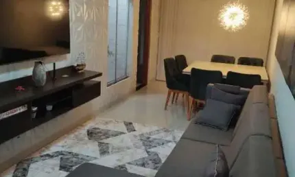 CASA EM CONDOMÍNIO à venda, 3 quartos, 1 suíte, 2 vagas, JARDIM CALIFORNIA - Uberlândia/MG