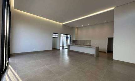 CASA EM CONDOMÍNIO à venda, 3 quartos, 3 suítes, 4 vagas, GRANJA MARILEUSA - Uberlândia/MG