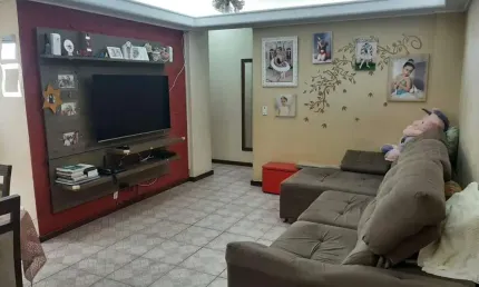 Apartamento à venda, 3 quartos, 1 suíte, 1 vaga, Santa Mônica - Uberlândia/MG