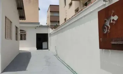 CASA COLONIA à venda, 11 quartos, 10 suítes, 6 vagas, Santa Mônica - Uberlândia/MG