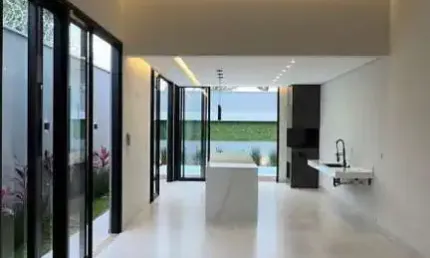 Casa à venda, 3 quartos, 2 suítes, 4 vagas, JARDIM INCONFIDENCIA - Uberlândia/MG