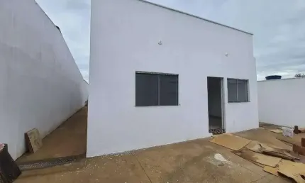 Casa à venda, 3 quartos, 1 suíte, 2 vagas, SAO JORGE - Uberlândia/MG
