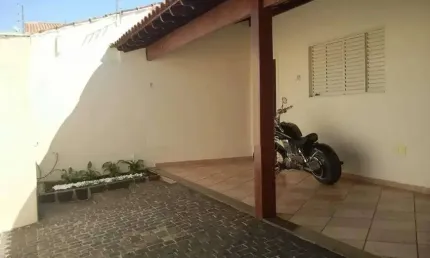 Casa à venda, 3 quartos, 1 suíte, 2 vagas, CIDADE JARDIM - Uberlândia/MG
