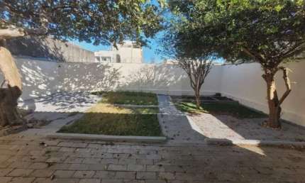 Casa à venda, 3 quartos, 1 suíte, 4 vagas, COPACABANA - Uberlândia/MG