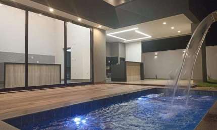 CASA CONDOMÍNIO à venda, 3 quartos, 2 suítes, 2 vagas, LARANJEIRAS - Uberlândia/MG