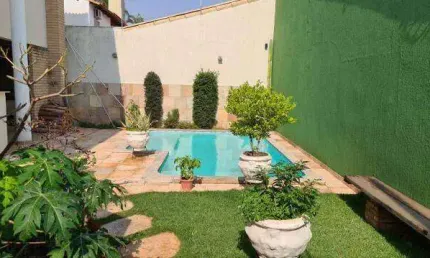 Casa à venda, 3 quartos, 3 suítes, 4 vagas, MORADA DA COLINA - Uberlândia/MG