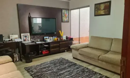 Casa à venda, 3 quartos, 1 suíte, 4 vagas, SANTA ROSA - Uberlândia/MG