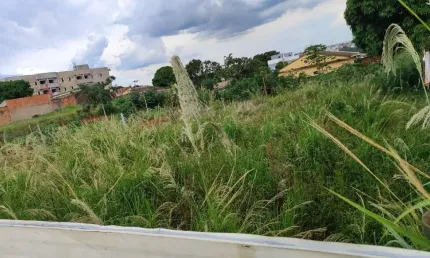 Terreno à venda na Rua Alaska, Tibery, Uberlândia