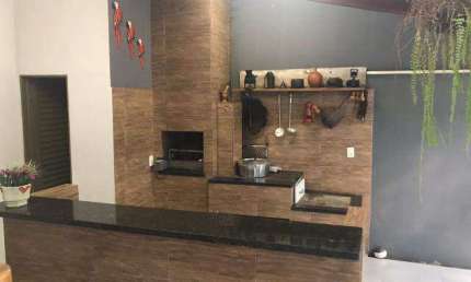 Casa à venda, 3 quartos, 1 suíte, 6 vagas, JARDIM EUROPA - Uberlândia/MG